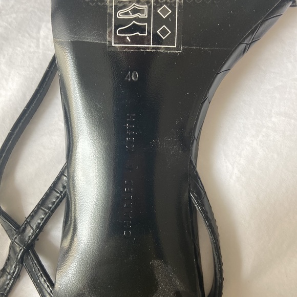 Charles & Keith Croc-Effect Strappy Heeled Sandal size 10 - Picture 5 of 5